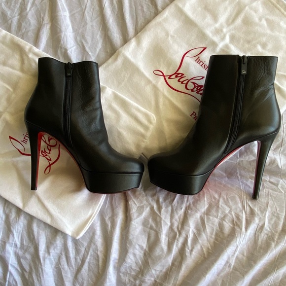 AUTH Christian Louboutin's - Picture 4 of 12